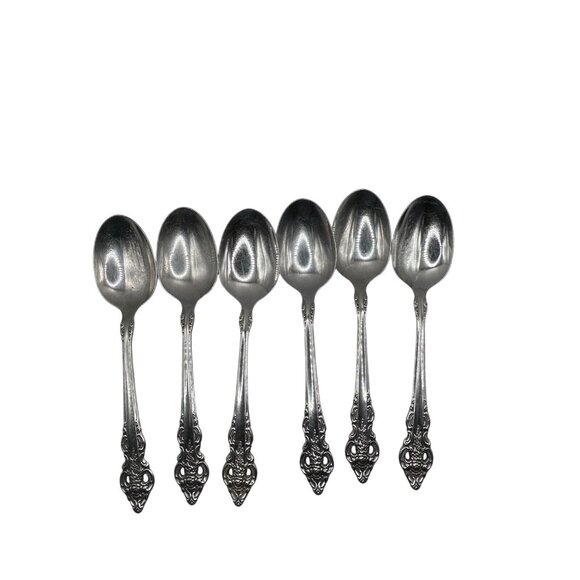 (6) ONEIDA CHERBOURG 6 7/8" SOUP SPOONS - COMMUNITY STAINLESS GLOSSY Flatware - Picture 1 of 4